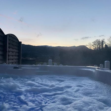 Semi Detached Cottage Snowdonia With Hot Tub Tal-y-Cafn 外观 照片