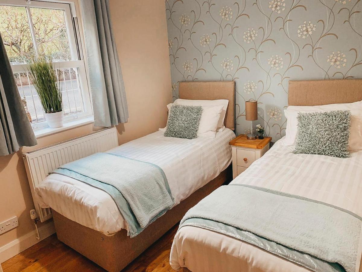 Semi Detached Cottage Snowdonia With Hot Tub Tal-y-Cafn 外观 照片